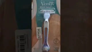 Gillette Venus Women Bikni Pain Free  Hair Removal Razor