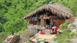 This is Himalayan Nepali Village Traditional Lifestyle | Organic Food | Village Life |Rain Session  