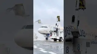 In about 2 Months Winter Ops will return ❄️ 🧊                ​⁠​⁠@jetblue Deicing ❄️