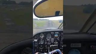 Landing practice at Elstree #aviation #privatepilot #pilot