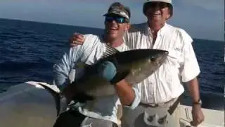 Panama Fishing - Yellowfin Tuna Double Header at Isla Montuosa!.mov