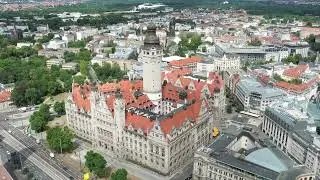 Drohnenflug, Rathaus Leipzig 2022