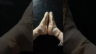 TYPING POINTE SHOE RIBBONS #tutorial#howto#pointeshoes#ribbons#ballerina#dancer#didyouknow