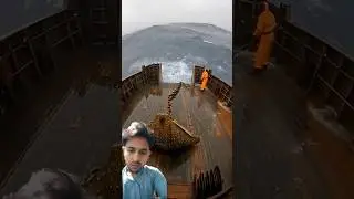 Easy job, isn&rsquo;t it? #ocean #ship #storm #waves #northsea