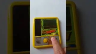 CASIO CG-51 Dandy Cowboy LCD Solar Game credit by dohiso.com