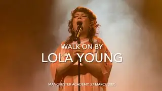 Lola Young - Walk On By - Live 4k @ Manchester Academy, 27 March 2025