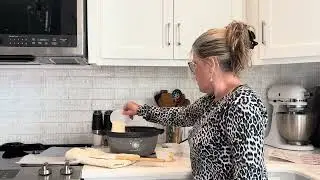 Electric Pop & Stir  candied pecans 