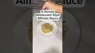 5 Minute Restaurant-Style Alfredo 🍝 No jar needed