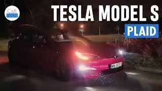 2023 Tesla Model S Plaid - Light Show