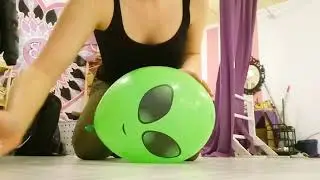 Aleksandra Deviant - Pop a Balloon