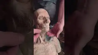 Carving risorius    muscle#woodcarving #oneeyedartist #&eacute;corch&eacute; #anatomy