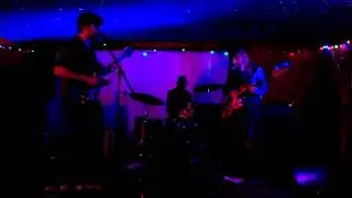 Small Wigs @ Cafe NELA - New Wig!
