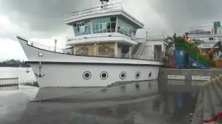 Building Of The House Design Like Ship Style