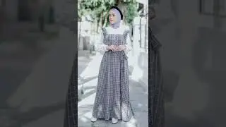Dress Overall Motif Kotak ini Cocok untuk Outfit Kamu
