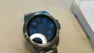 2 directions camera WearOS preview