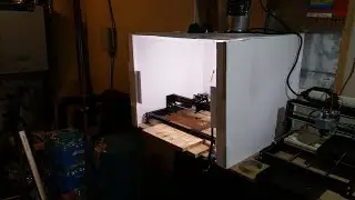 Fume containment box