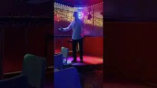 Un beso y una flor Rafyn Vaskyn en Escenario de Oro 