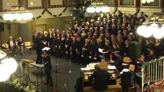 Volkskerstzang 2011 Hengelo 'Go tell it on the mountain'