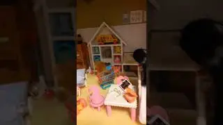 Toddler bedroom #diorama #Playscale #Barbie #dollhouse #diy #smalldoll #toys #diorama #doll