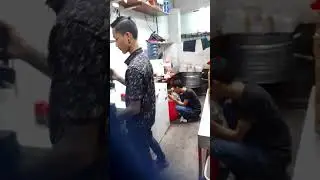 produksi cili oil Java dimsum