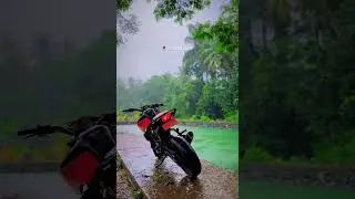 ഞങ്ങളെ നാട്ടിലെ അടിപൊളി കുളം🫧💦#monsoon  #swimming #swimmingpool #nature #vibes #bikelover #rain