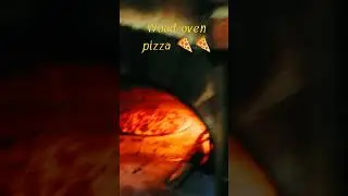 wood oven pizza Italian traditional #italian #food