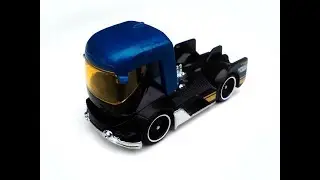 Rig Heat Hot Wheels diecast truck model