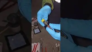 Устранение неисправности аккумуляторной батареи на Boeing 737-800 🔧✈️