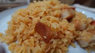 ARROZ AMARILLO CON CHICHARRON DE CERDO