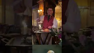 Крем-брюле с клубникой в кафе Пушкин