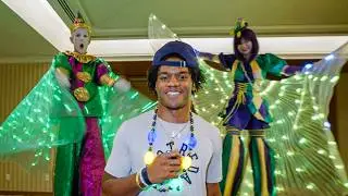 Checking out our Sugar Bowl GIFT SUITE! | On Cam | Notre Dame Football