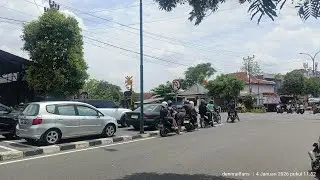 Denn Railfans sedang live sekarang!