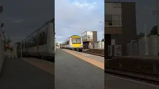 #shorts - 170206 at Hubberts Bridge #class170 #railphotography