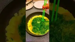 Testing Ninja Foodi NeverStick Frying Pan for cooking chives with eggs #ninja  #Foodi #neverstick