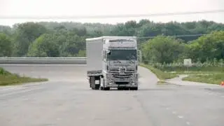 The New Mercedes Actros 'Dynamic  Stability' demonstration!