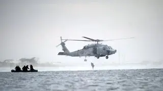 US Special Forces &bull; Recon Marines Conduct Dive Insertion