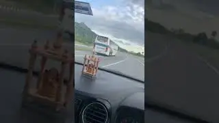 Volvo bus going 130 kmph on highway 🥵🥵🥵