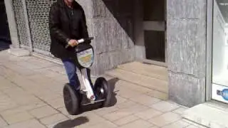 Skid control on gyropod Segway, in Paris (2)
