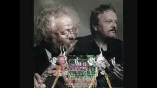 Martin Brunner & Jaroslav Sindler / Afro Blue