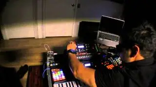 DJZ4D - Someone erased most of my videos. (Elektron VHS Crosstalk mix)