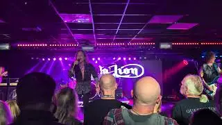 Mike Tramp's White Lion - Wait clip (HRH XVIII Great Yarmouth 07/11/25)