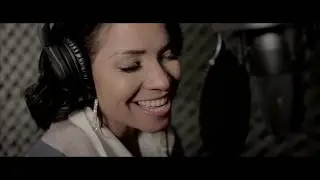 Pippa Vos - Female Voice Over Artist/Talent