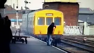 British Rail Grimsby Roxton Sidings Brocklesby Signal box and level crossings at work 🆓Subscribe