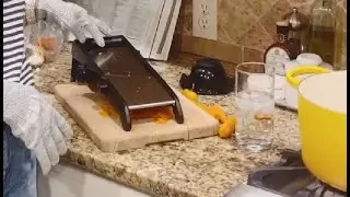 VEKAYA Mandoline Slicer, Mandoline Slicer for Kitchen, Adjustable Mandolin, Stainless Steel Mandolin