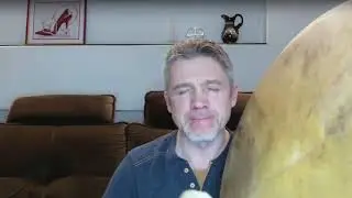 Точка на белом листе.