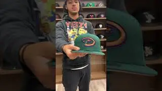 Arizona Diamondbacks 2001 World Series New Era 59Fifty Fitted Hat (Dark Green PINK Under Brim)