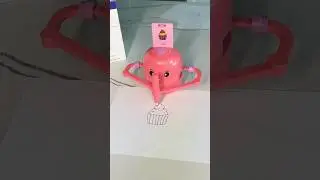 Trying the automatic drawing robot!! 😱Easy way to learn to draw! #walmart #walmarttoys