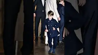 OMG! Camera captures Louis&rsquo; super cute random dance#royal #royalfamily #princelouis