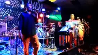 MIX 17 AÑOS , VOLAR Y VOLAR , COBARDIA  DVD EN VIVO 
