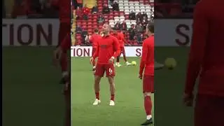 Thiago skills in warm up #thiago #liverpool